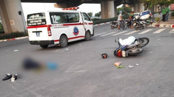 Tin giao thông đến sáng 7/10: chiến sĩ cảnh sát cơ động bị 2 ô tô tông liên tiếp; tai nạn đường thủy, hai người thiệt mạng