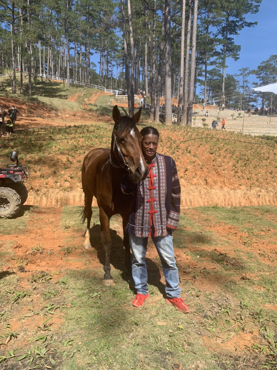 Mãn nhãn ngắm ngựa tung vó trên 'nóc nhà' Tây Nguyên