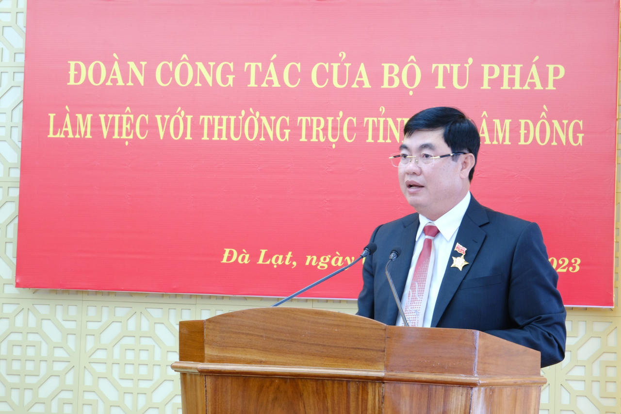 Bộ trưởng Lê Thành Long làm việc với Thường trực Tỉnh ủy Lâm Đồng