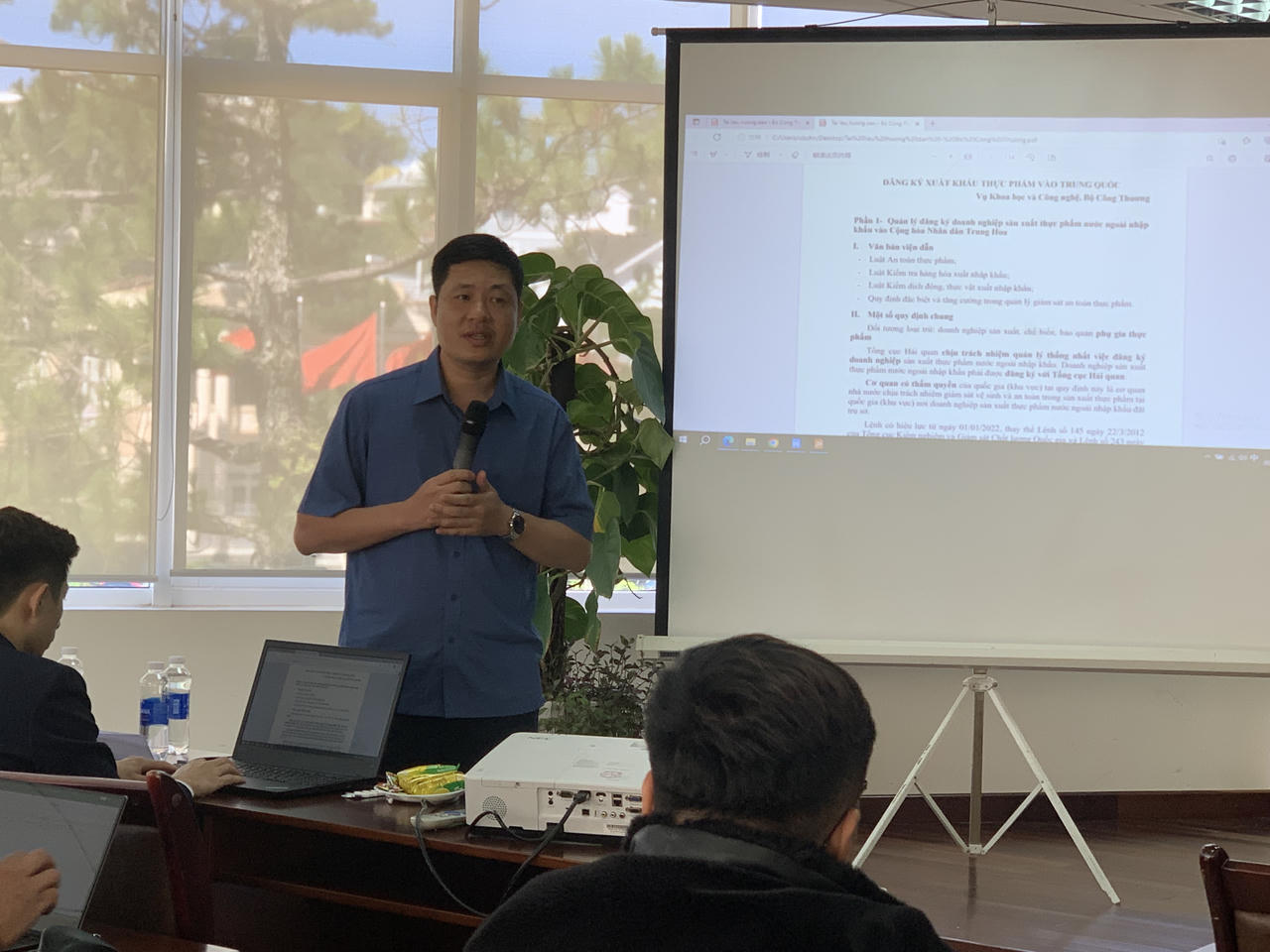 Hỗ trợ doanh nghiệp xuất khẩu vào thị trường Trung Quốc