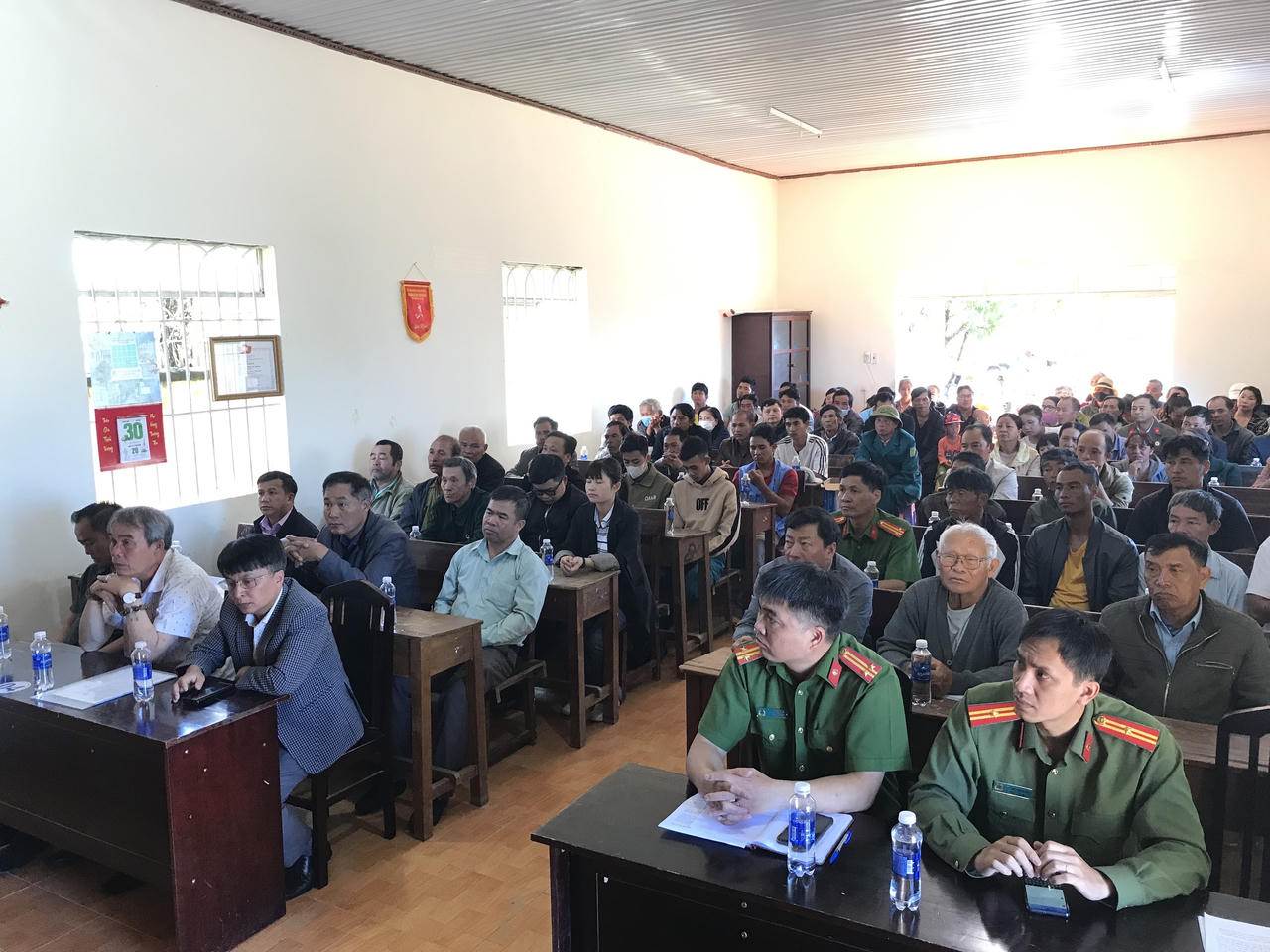 Công an Đà Lạt vận động người dân giao nộp vũ khí, vật liệu nổ