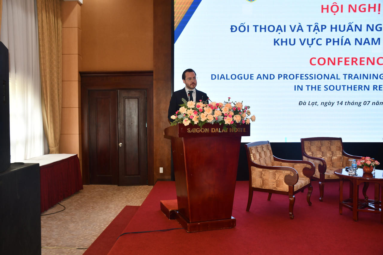 Nâng cao hơn nữa hiệu quả công tác pháp chế