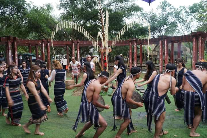 Già làng 'giữ lửa' âm vang cồng chiêng