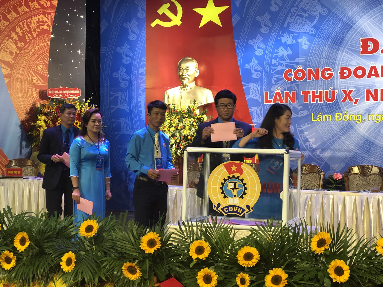 Công đoàn Lâm Đồng phấn đấu hỗ trợ 100% vụ việc tranh chấp lao động tại toà