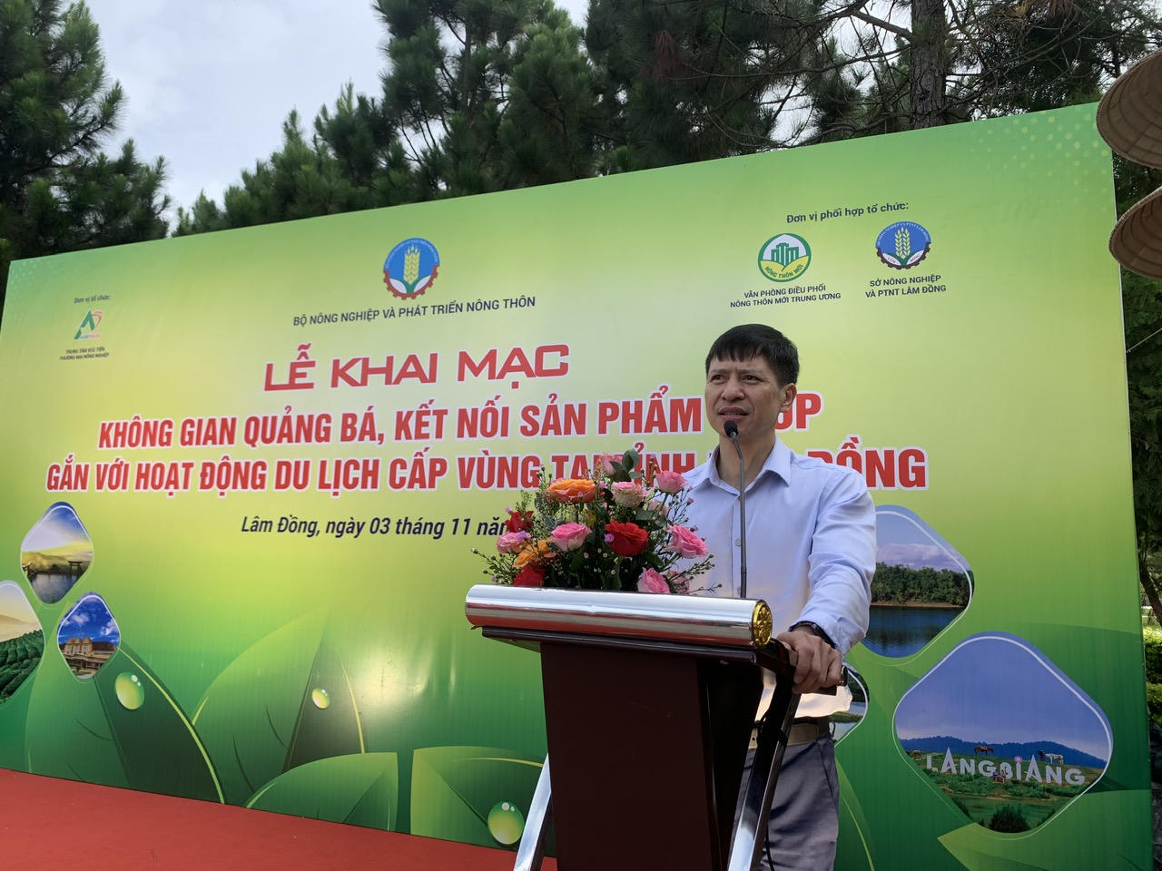 Quảng bá sản phẩm OCOP gắn với hoạt động du lịch cấp vùng