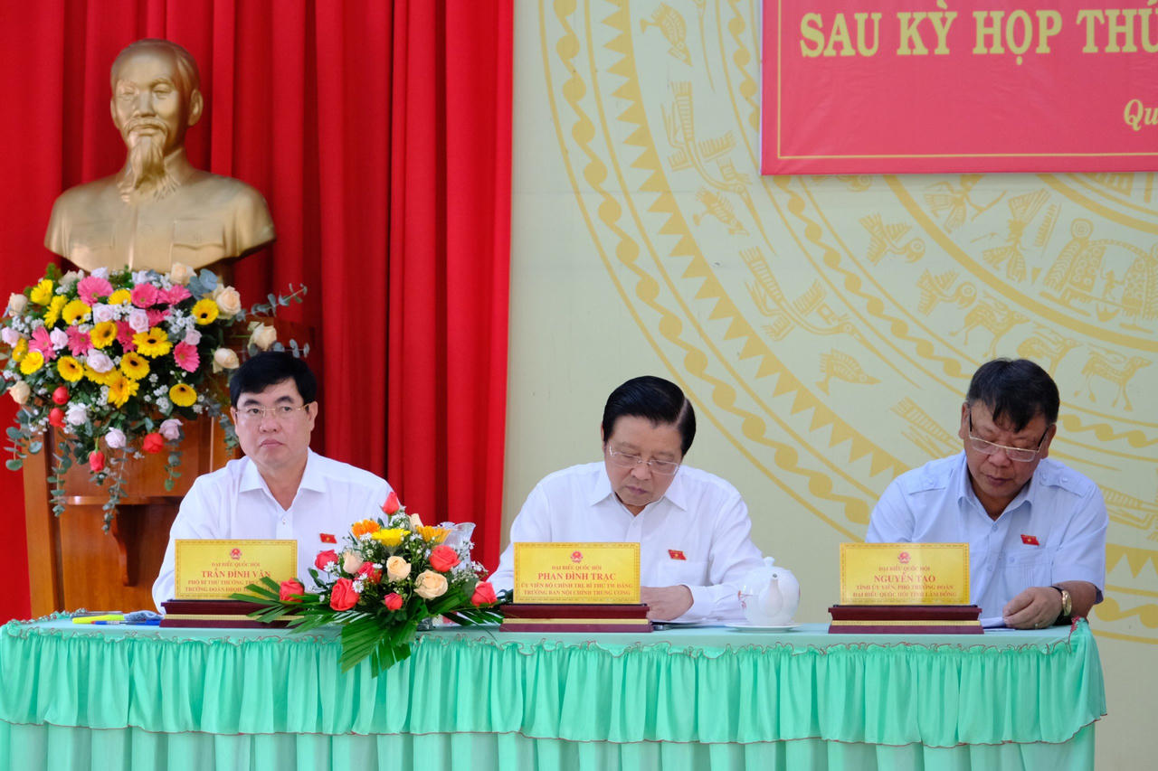 Trưởng Ban Nội chính Trung ương Phan Đình Trạc tiếp xúc với cử tri Lâm Đồng