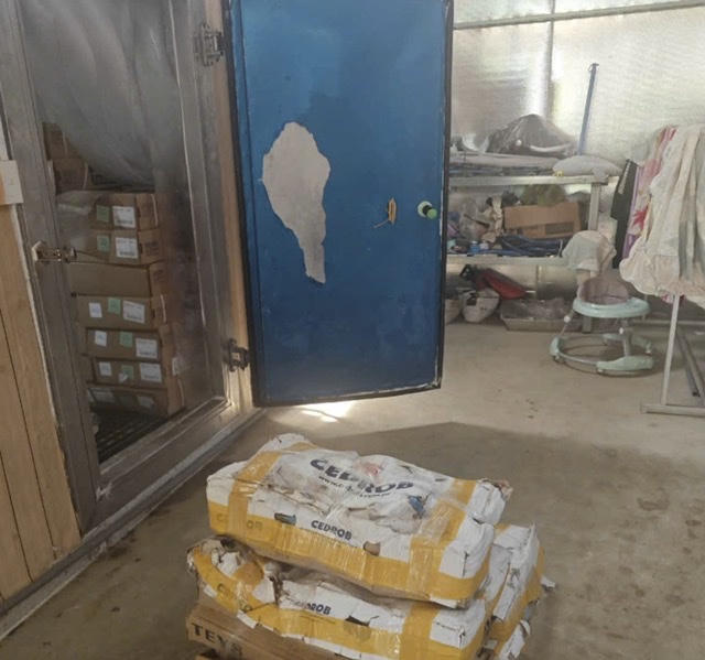  Đắk Nông tiêu hủy hơn 1 tấn thực phẩm đông lạnh không rõ nguồn gốc