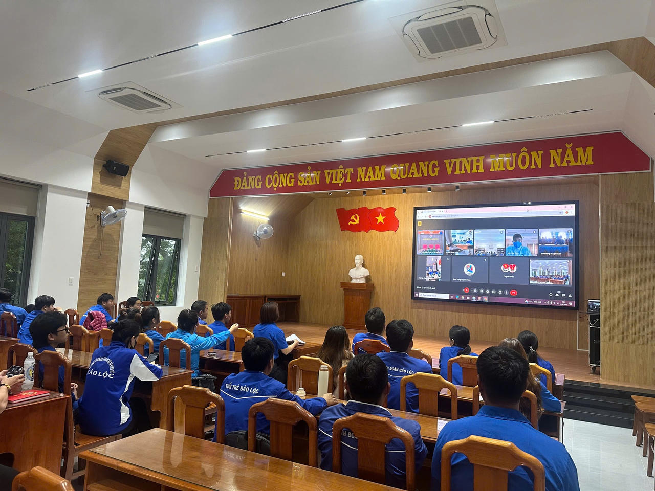 “Gợi mở” những xu hướng việc làm cho thanh niên 