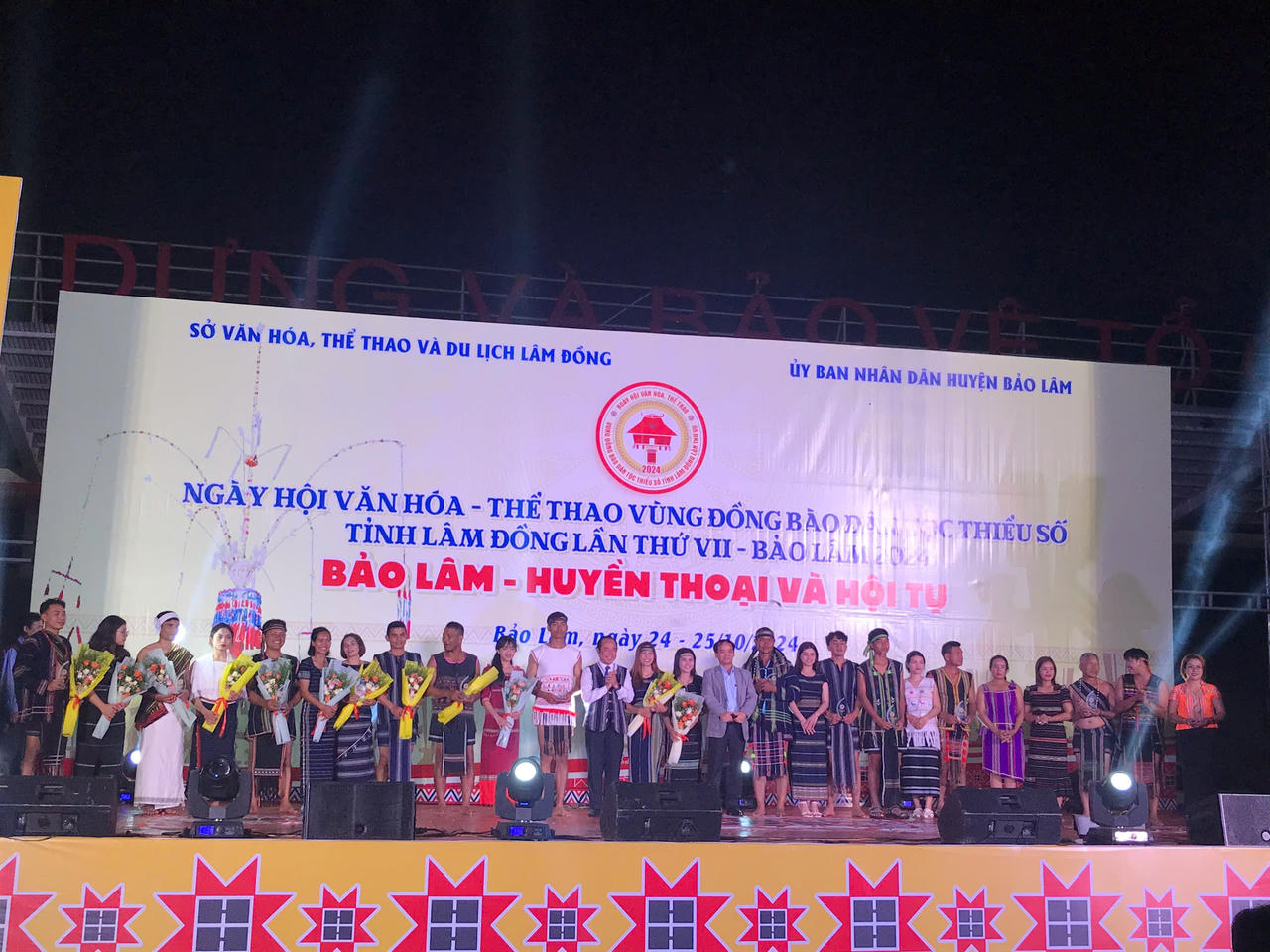 Vui nhộn trò chơi dân gian trong ngày hội vùng đồng bào dân tộc thiểu số Lâm Đồng