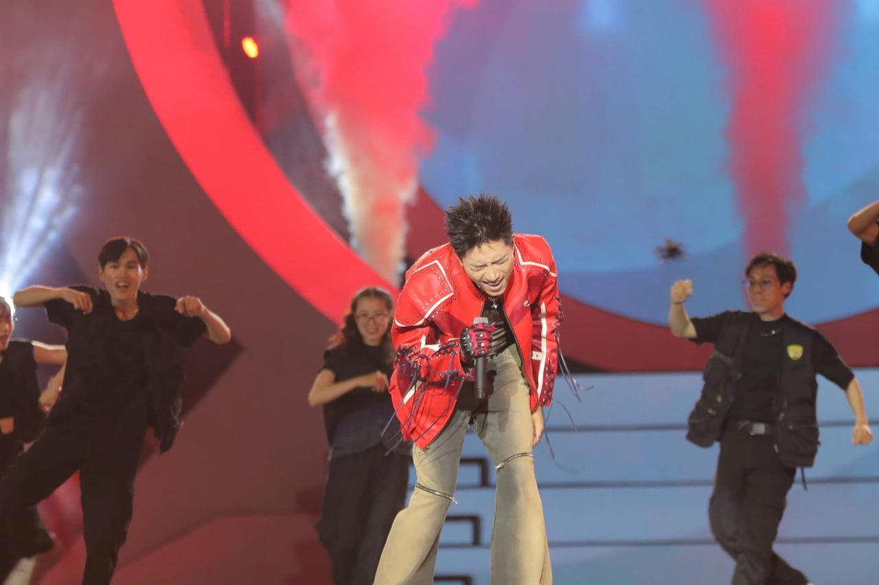 Tập đoàn Hoa Sen đưa Lễ hội vũ đạo ngoài trời lớn nhất năm - Dalat Best Dance Crew – Hoa Sen Home International Cup quay trở lại