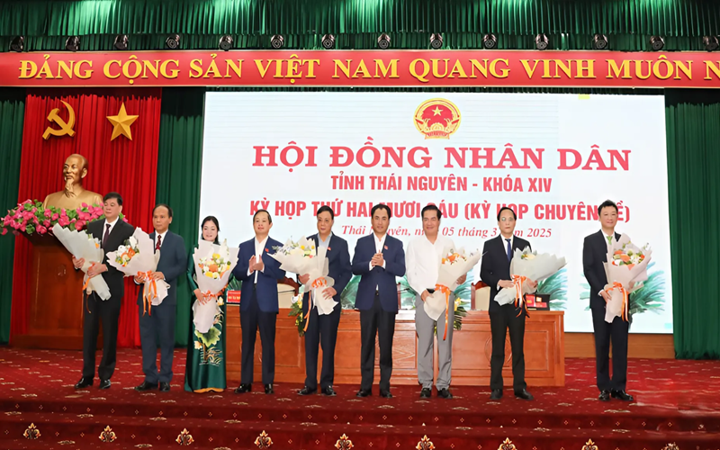 Thái Nguyên: Xác nhận kết quả bầu hai Phó Chủ tịch UBND tỉnh