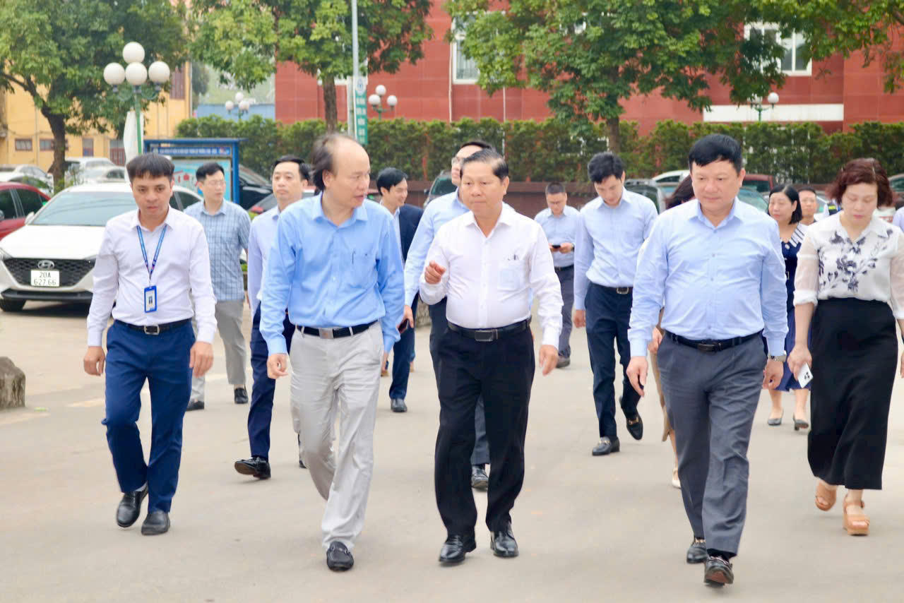 Kiểm tra các dự án đầu tư công tại Đại học Thái Nguyên