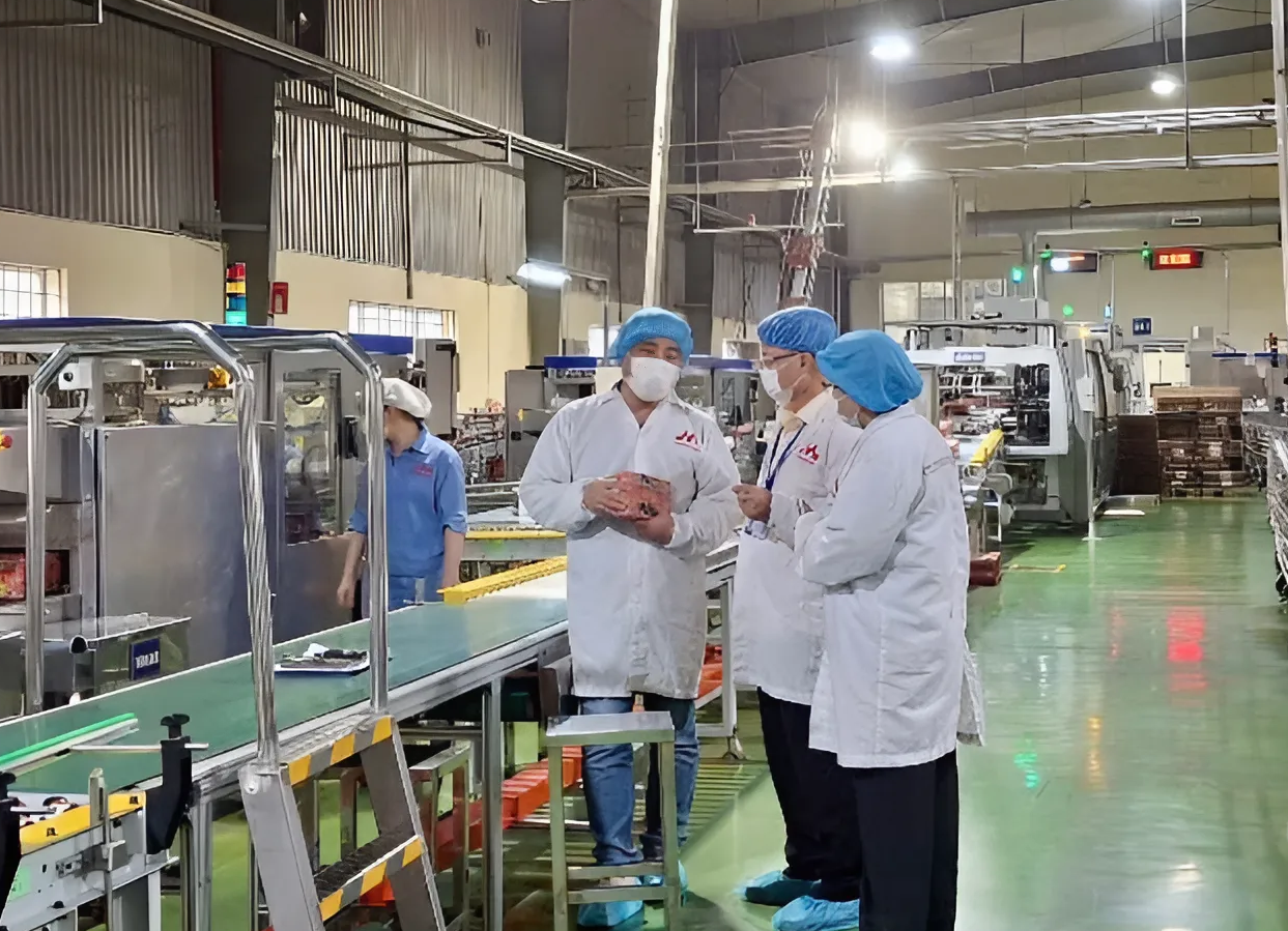 Kiểm tra, rà soát thông tin 11 cơ sở sản xuất, buôn bán sữa giả tại Thái Nguyên 