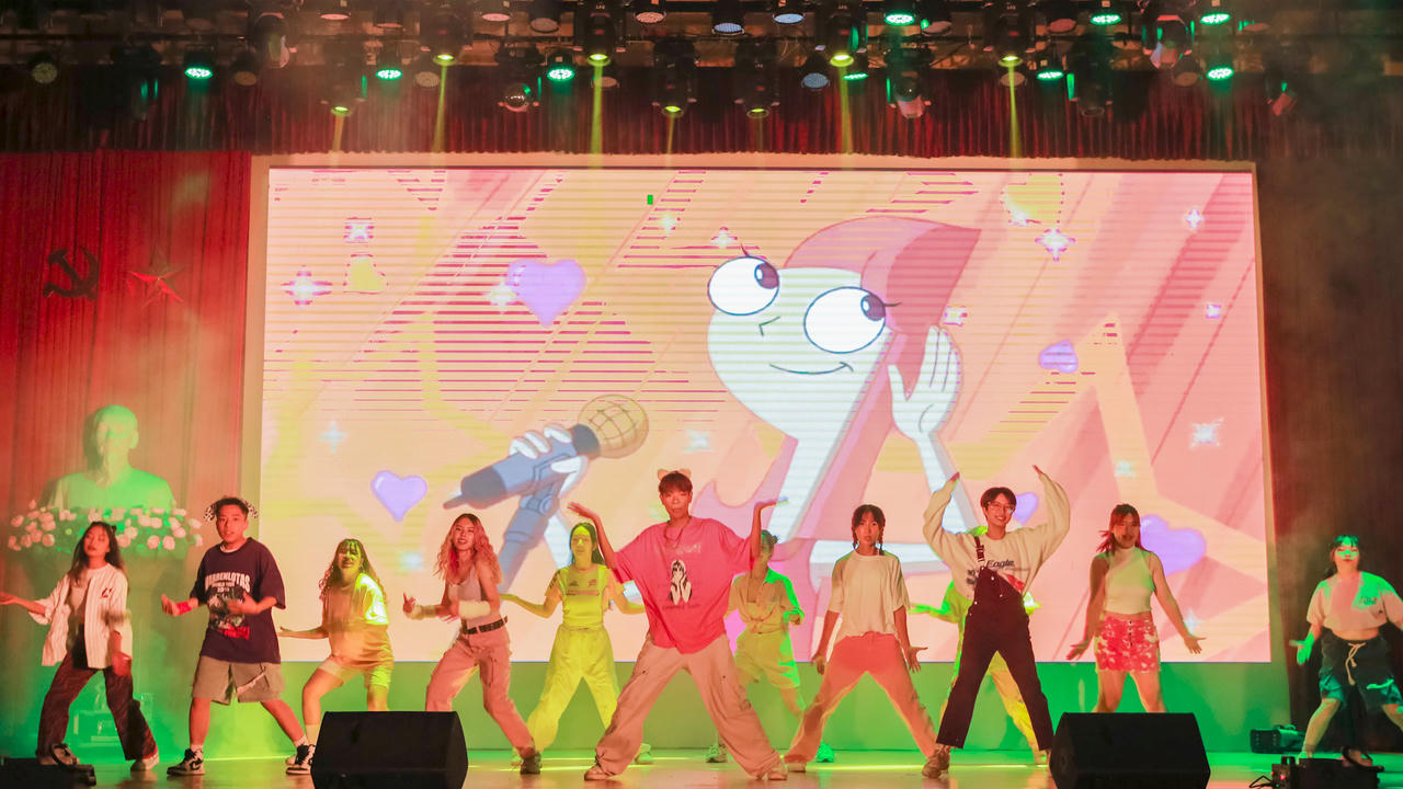 Du hành về thế giới tuổi thơ trong đêm đại nhạc hội “Nhật ký 20 - 2023: INFINITY”