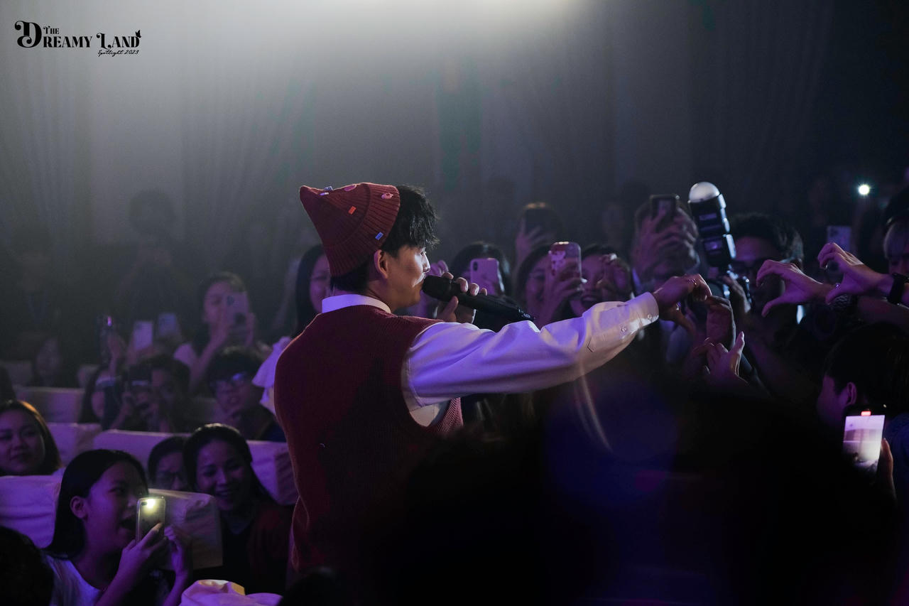 Tân sinh viên trường báo khám phá “xứ sở thần tiên” sôi động tại “Spotlight 2023 - The Dreamy Land”