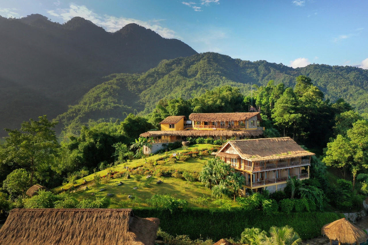 Những bước đi vững chắc để phát triển du lịch Hòa Bình thành ngành kinh tế mũi nhọn