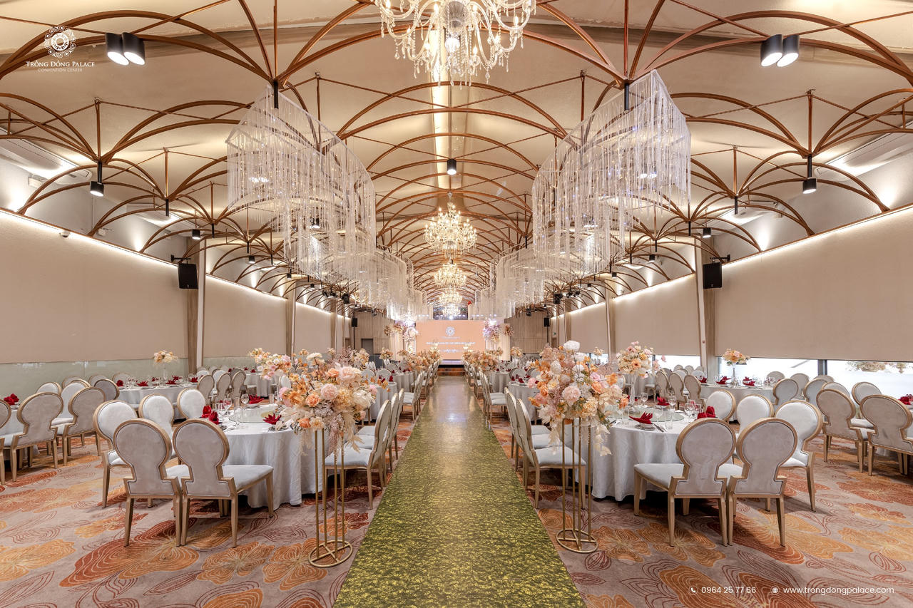 Trống Đồng Palace - 15 năm vững vàng dẫn đầu ngành sự kiện và tiệc cưới miền Bắc 