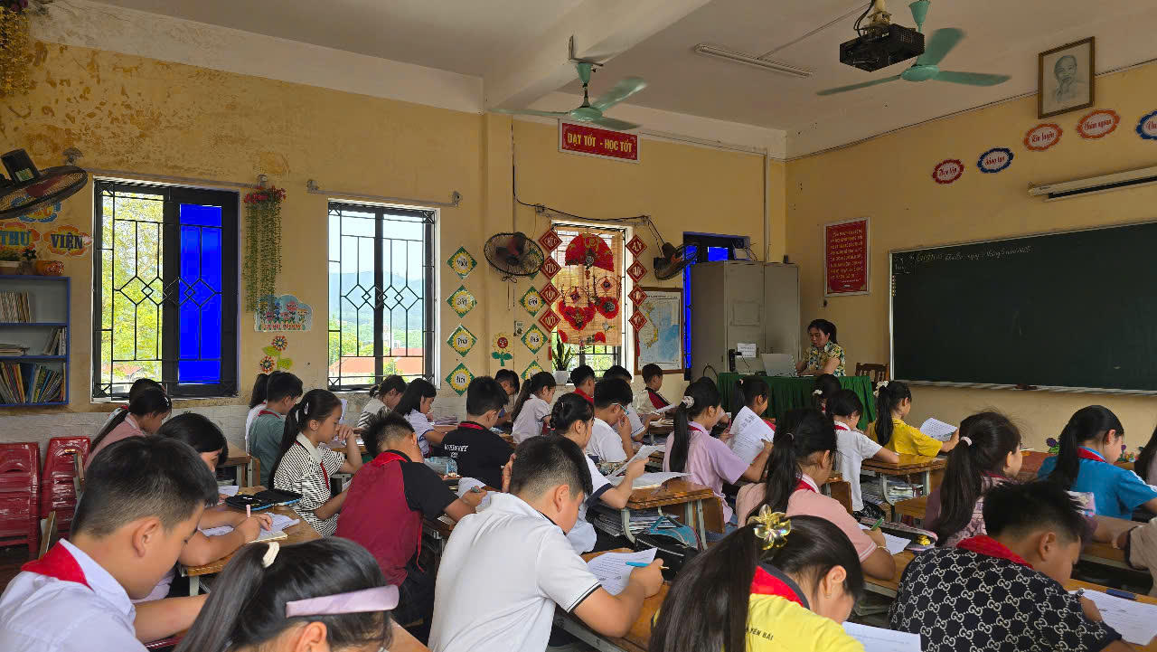 Văn Yên (Yên Bái): Tăng cường giải pháp an toàn giao thông cho lứa tuổi học sinh