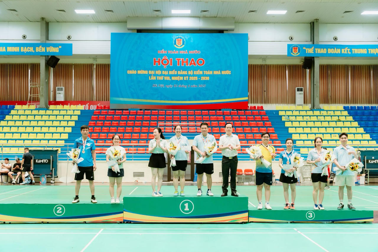 Thương hiệu Chan Long đồng hành cùng khối công vụ: Chuyên nghiệp hóa phong trào thể thao công sở