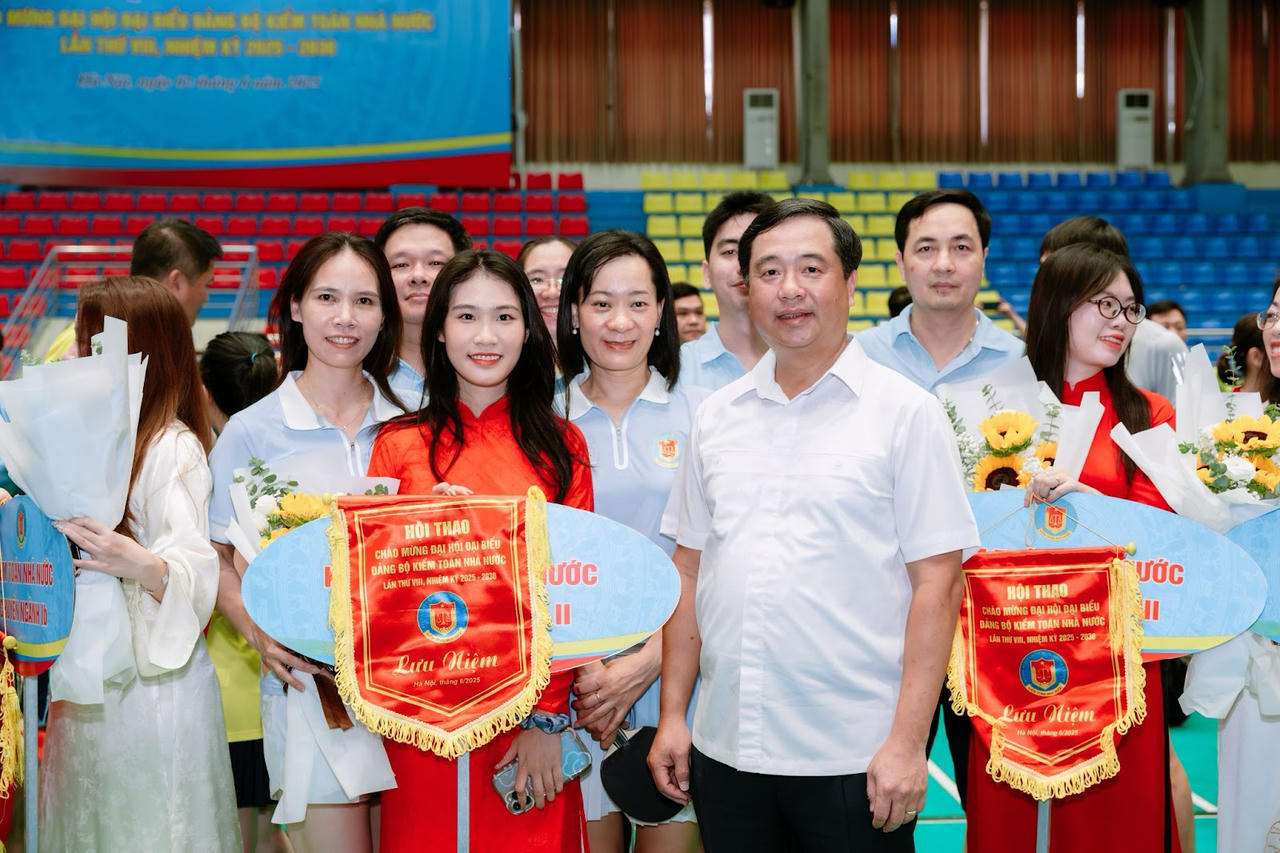 Thương hiệu Chan Long đồng hành cùng khối công vụ: Chuyên nghiệp hóa phong trào thể thao công sở