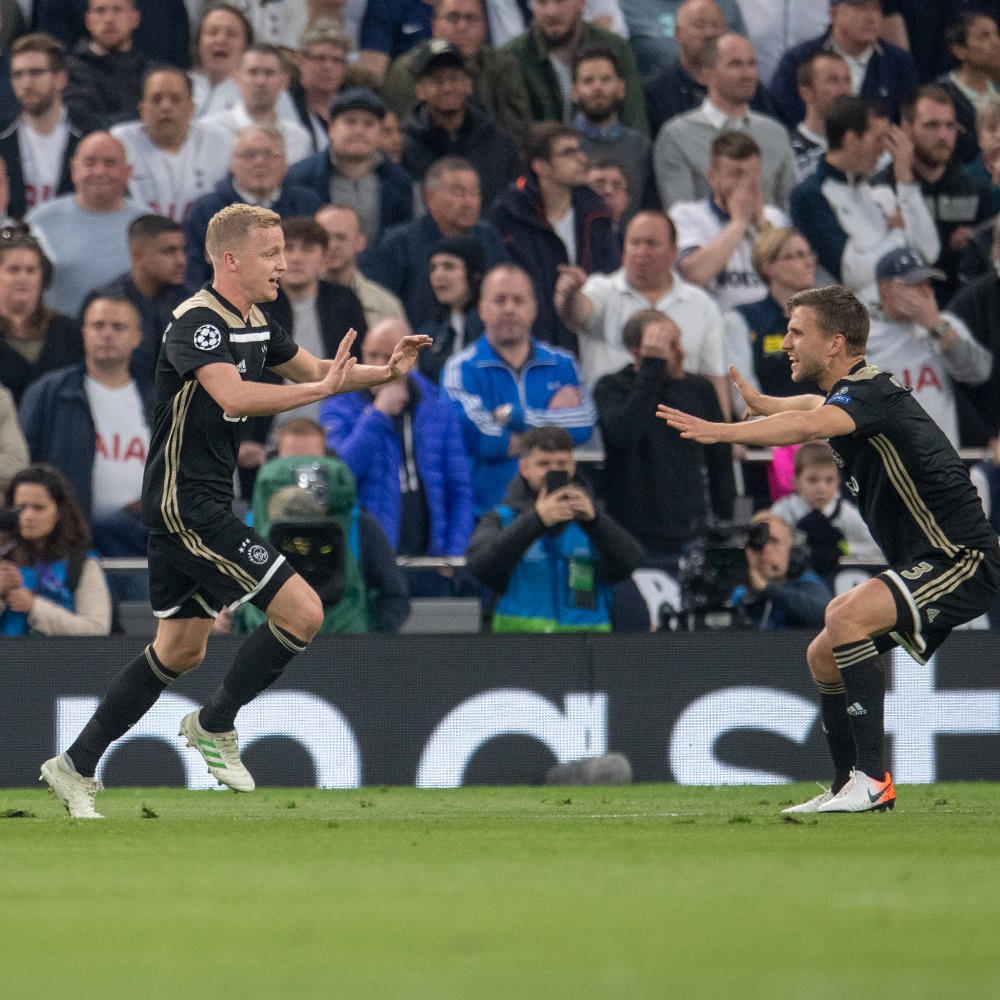  Bán kết Champions League:  Ajax - Đường tới chung kết đã rất gần