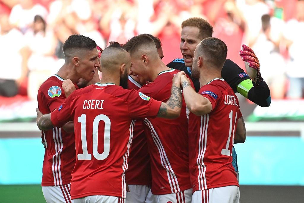  Kylian Mbappe và các đồng đội vẫn có điểm yếu