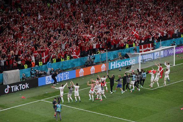 Đan Mạch: Từ cú ngã vươn lên mạnh mẽ 