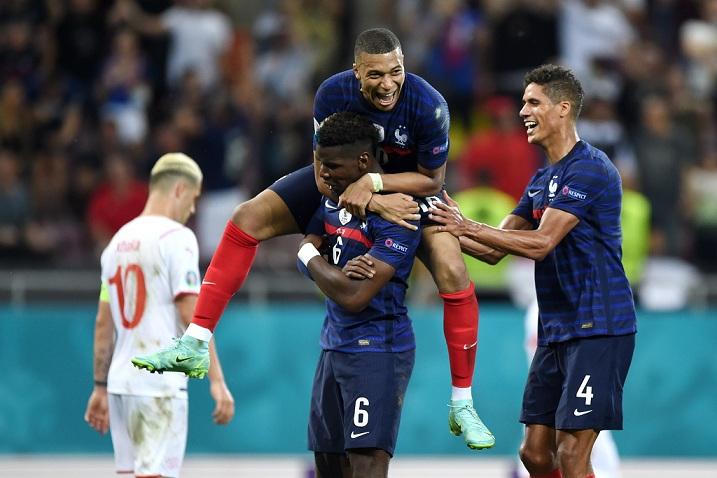 Kỳ nghỉ hè đáng quên của Mbappe 