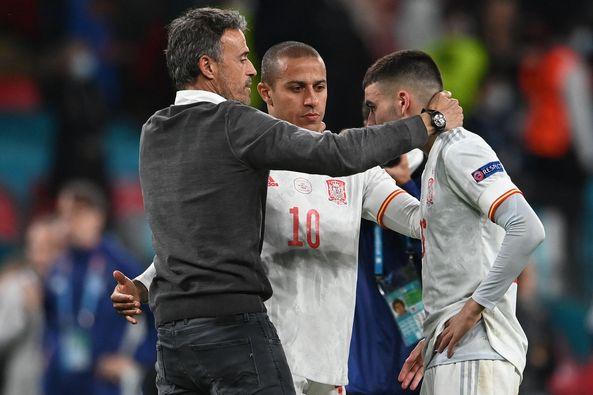 Thất bại nhưng Tây Ban Nha còn 'kho báu'