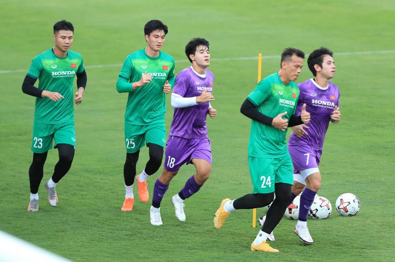 Thủ môn Bùi Tấn Trường: 'CLB Hà Nội đã hồi sinh sự nghiệp của tôi'