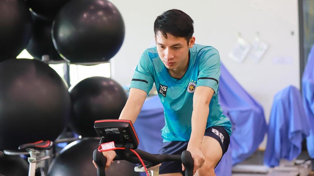 Hùng Dũng trở lại đội tuyển quốc gia có đáng lo?