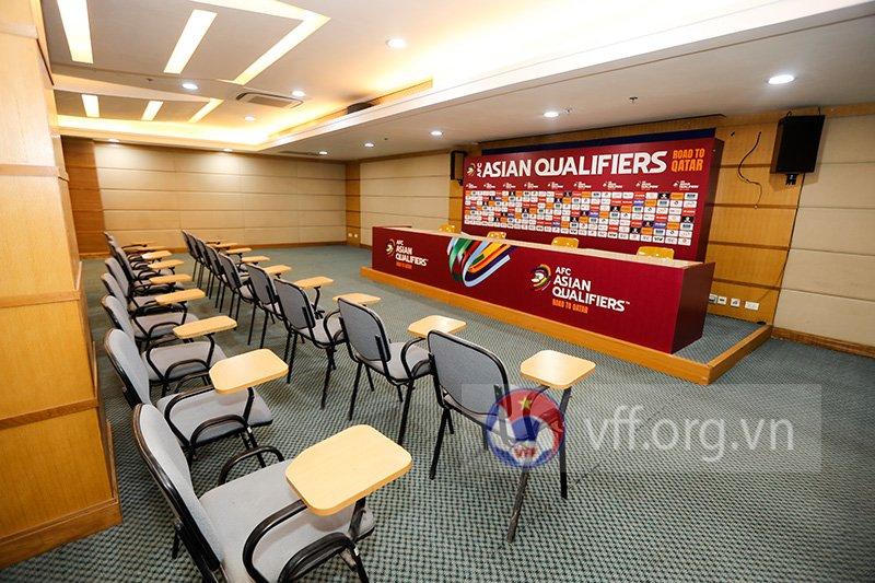 Sân Mỹ Đình trước giờ khai cuộc