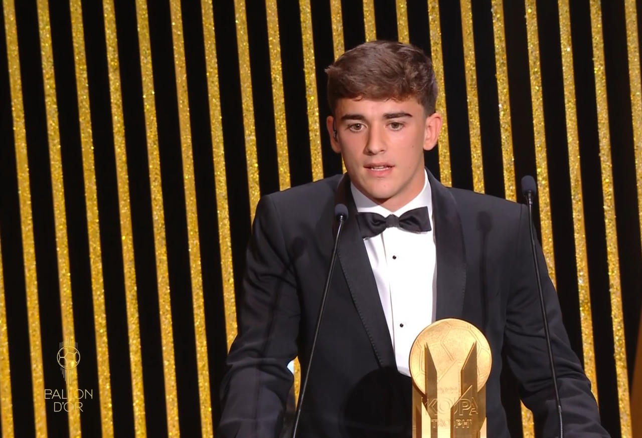 Karim Benzema giành Quả bóng vàng châu Âu 2022 