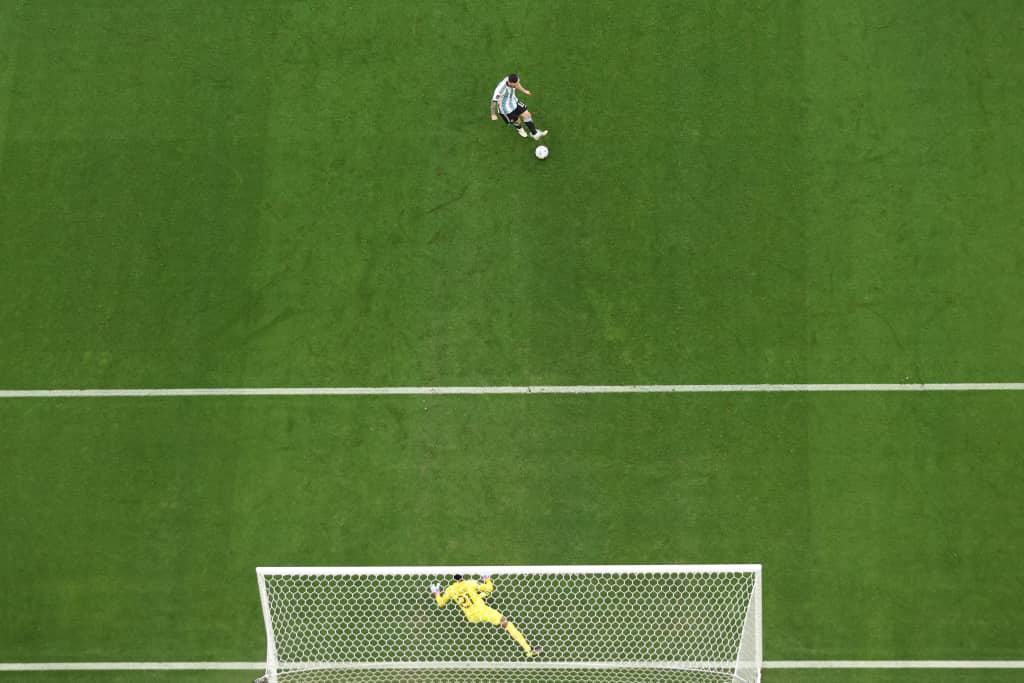 Tango Argentina bại trận trên sa mạc