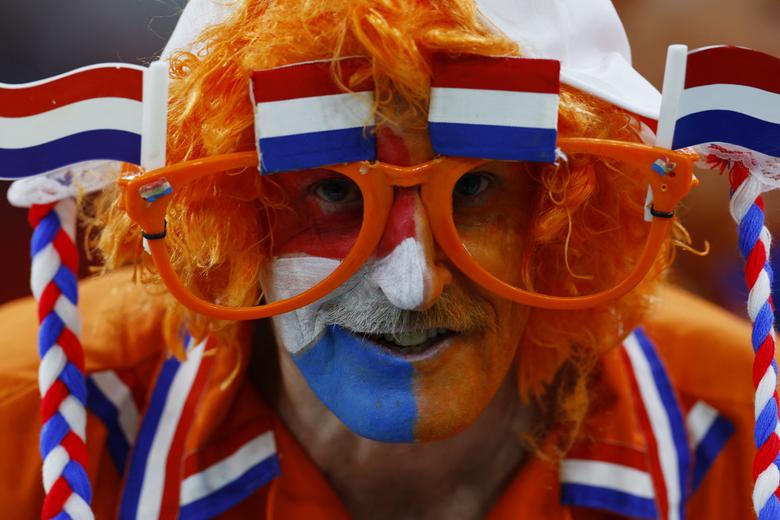 Thêm một chiến thắng để Hà Lan đi tiếp