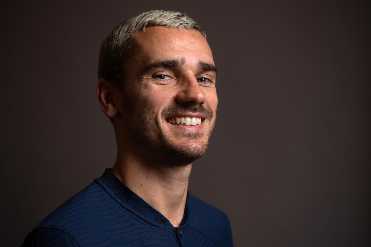 Pháp vượt qua "định mệnh" với Đan Mạch