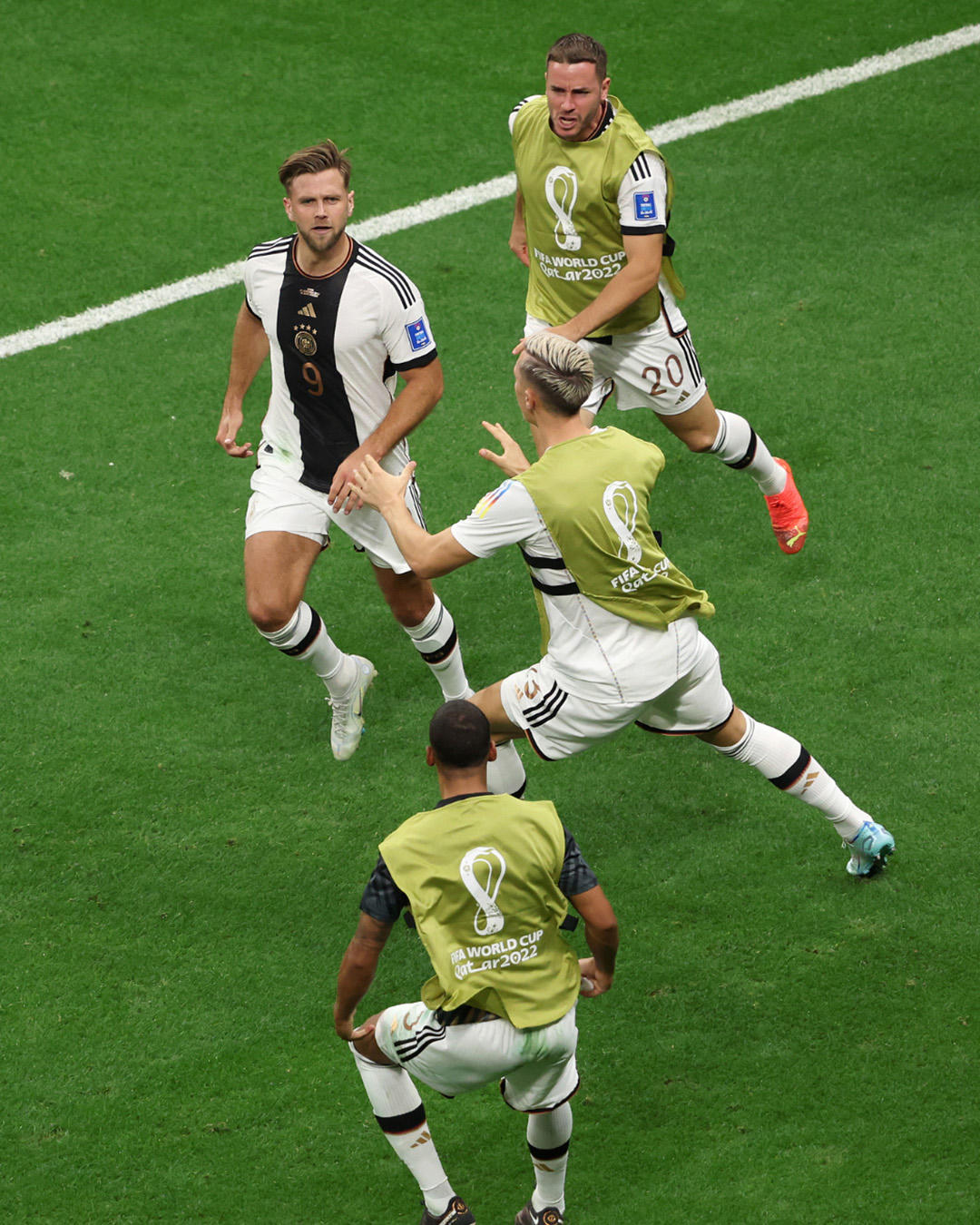 Đức vượt qua thời điểm khó khăn