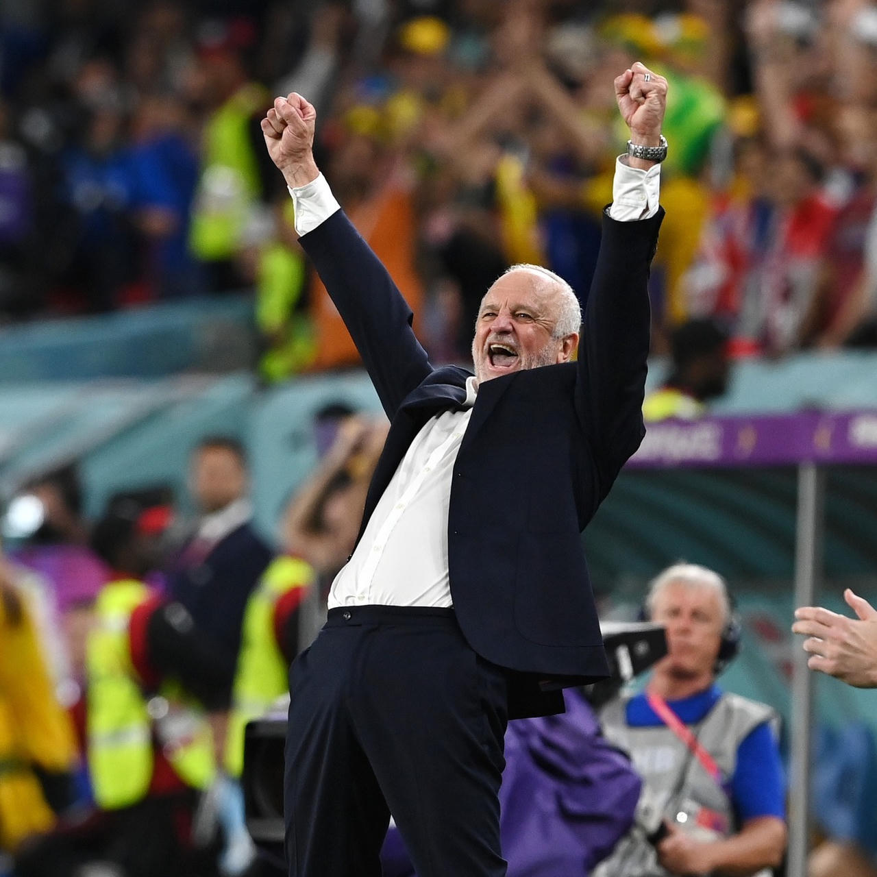 Hình ảnh ăn mừng như vô địch của đội tuyển Australia