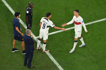 Hàn Quốc tiếp bước Nhật Bản vào vòng 1/8