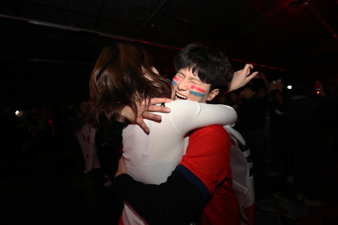 Bóng đá cho chúng ta nhiều điều 