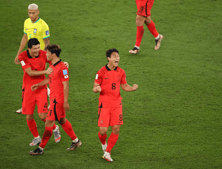 Brazil khiêu vũ và ghi bàn