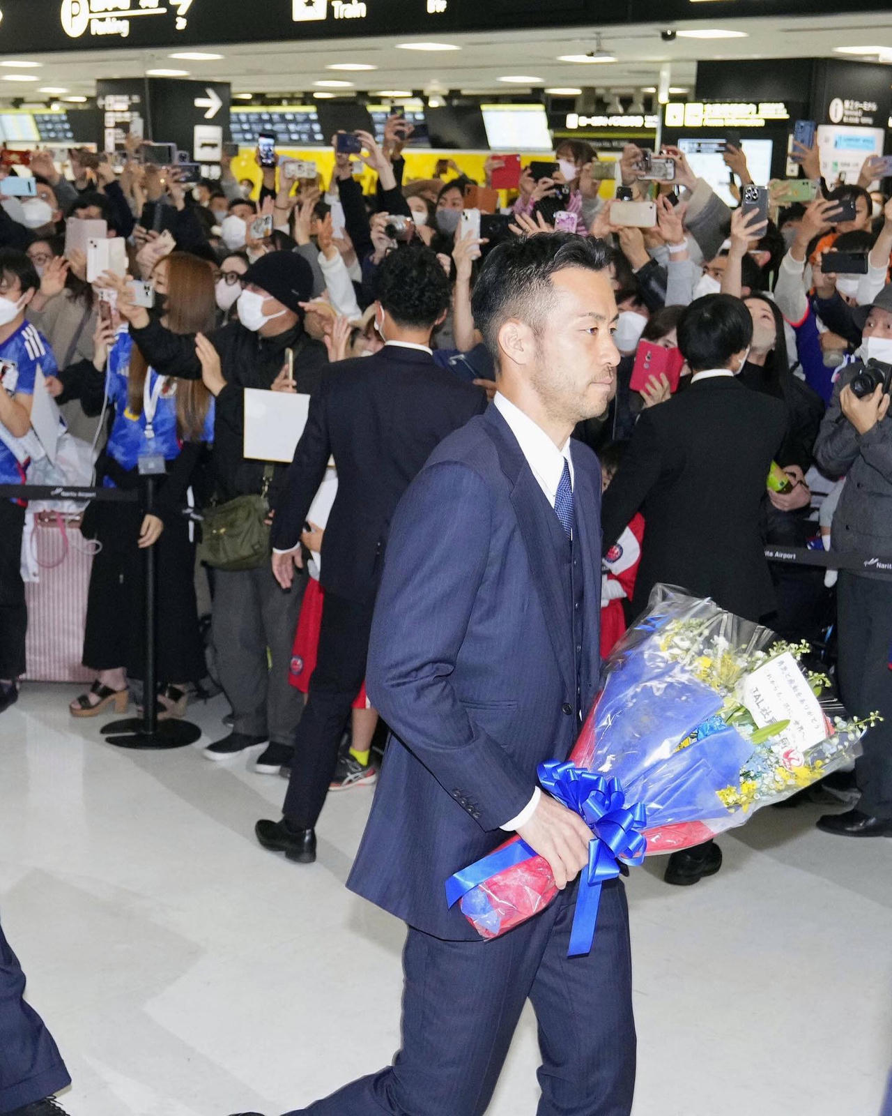 Đội tuyển Nhật Bản về nước