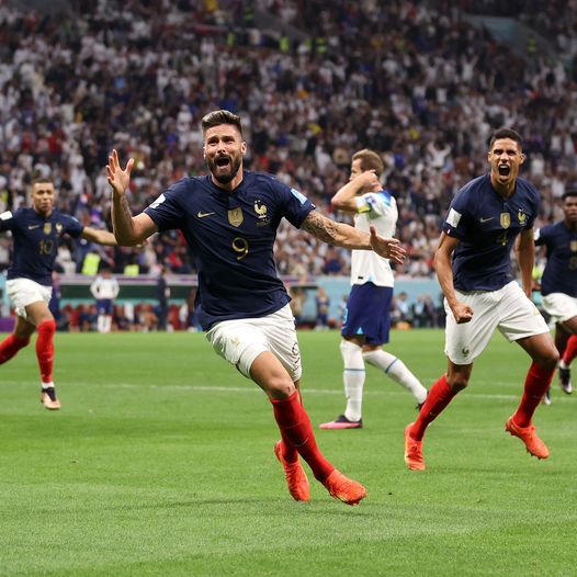 Pháp tiễn Anh về lại xứ sương mù