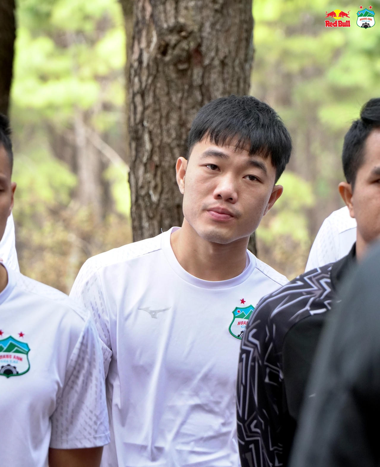 Loạt 'sao' xúc động chia tay Hoàng Anh Gia Lai