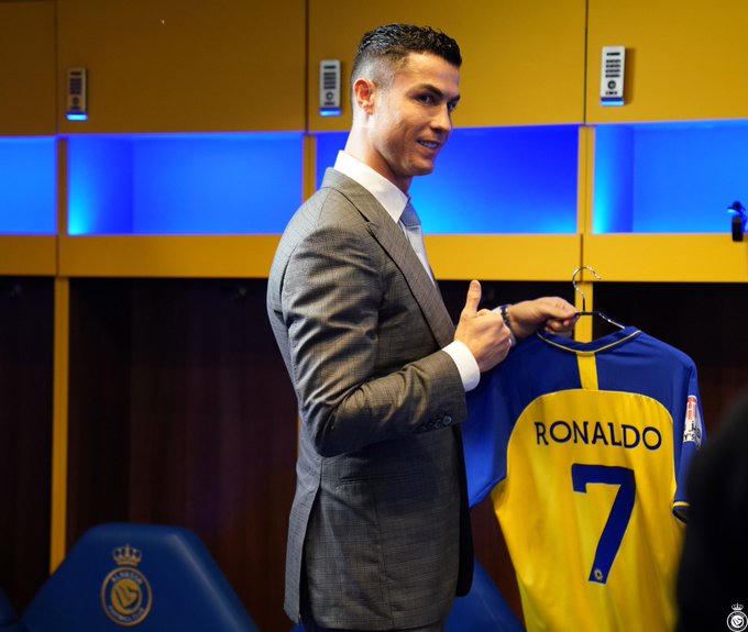 CLB Al Nassr chào đón Ronaldo