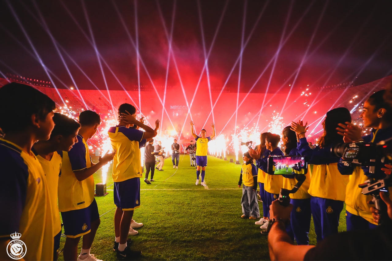 CLB Al Nassr chào đón Ronaldo