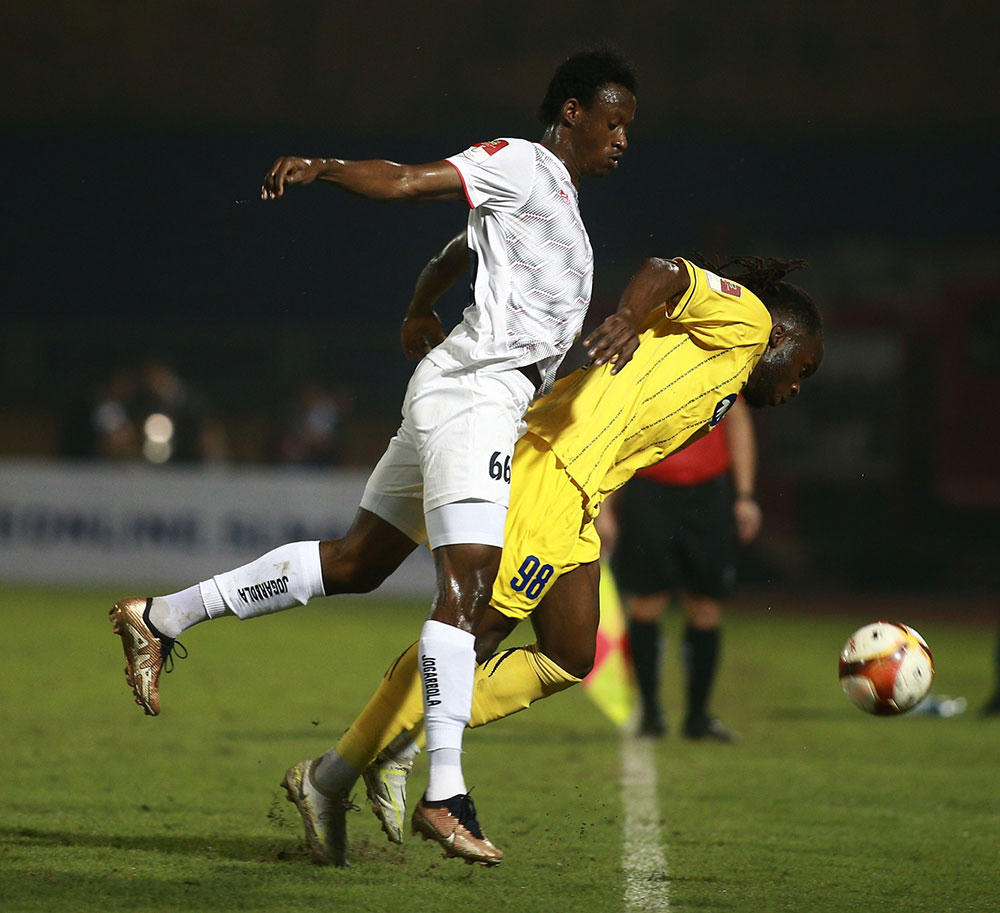 CLB Thanh Hoá lên ngôi đầu