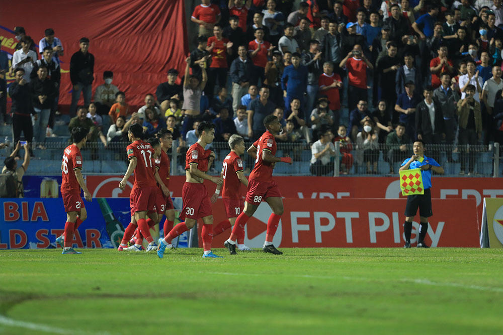 Sức nóng ở Thủ đô