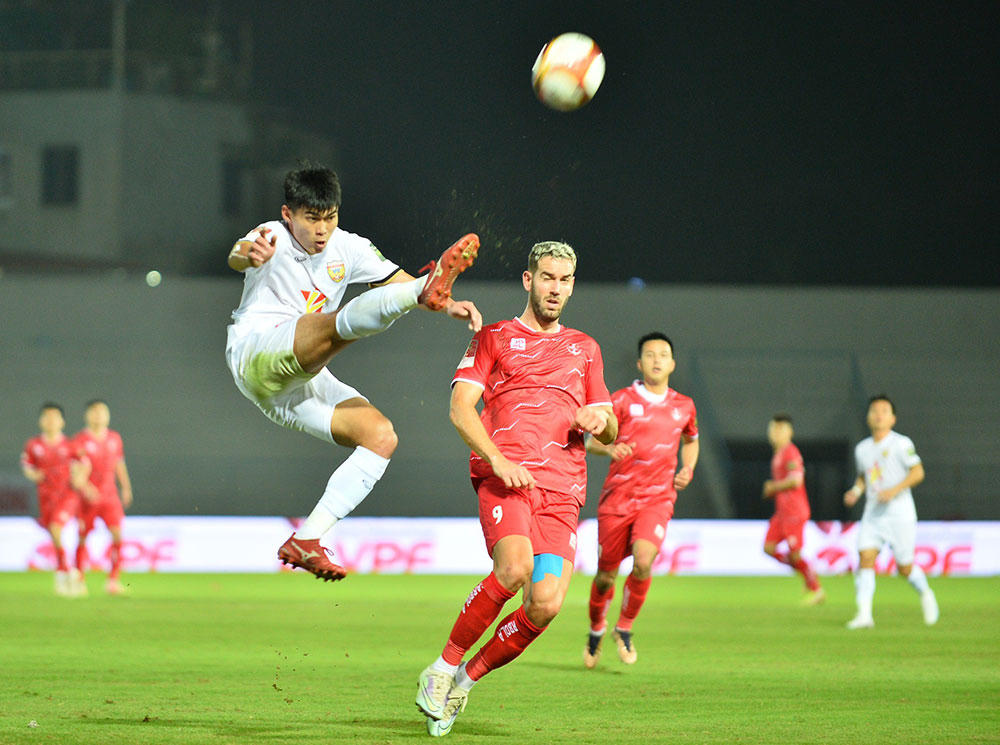 Những biến động từ vòng 4