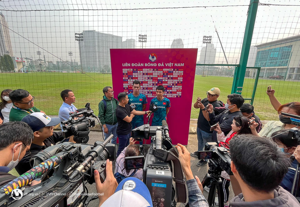 Hùng Dũng và Tiến Linh nói về tư duy của ông Troussier